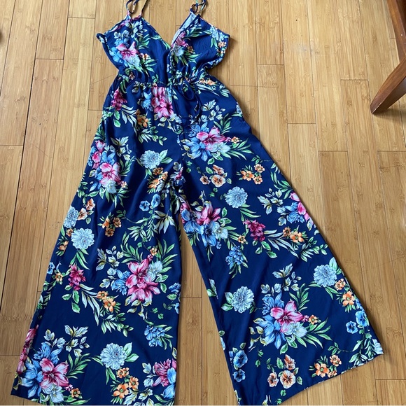 Band of Gypsies Pants - Band Of Gypsies Navy blue with floral print strapless romper